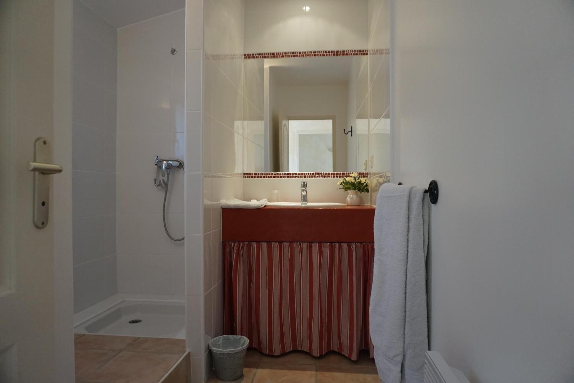 Le Clos Des Cigales รูสซียง ภายนอก รูปภาพ