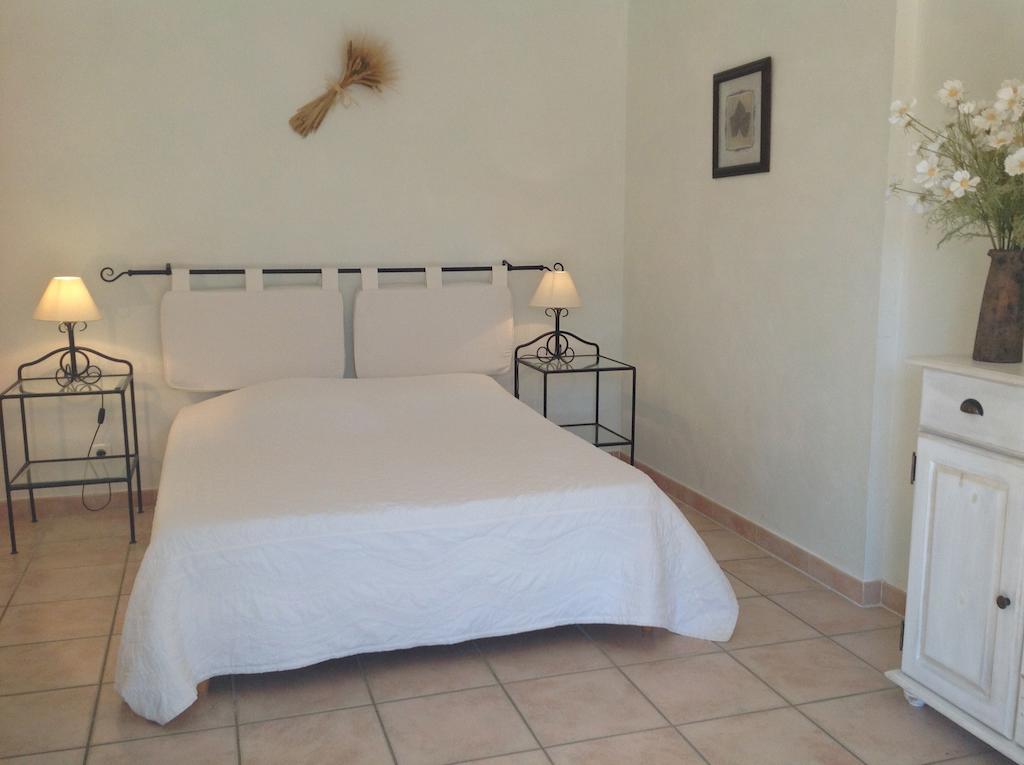 Le Clos Des Cigales รูสซียง ห้อง รูปภาพ
