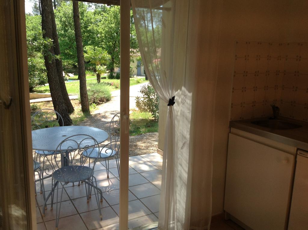 Le Clos Des Cigales รูสซียง ห้อง รูปภาพ