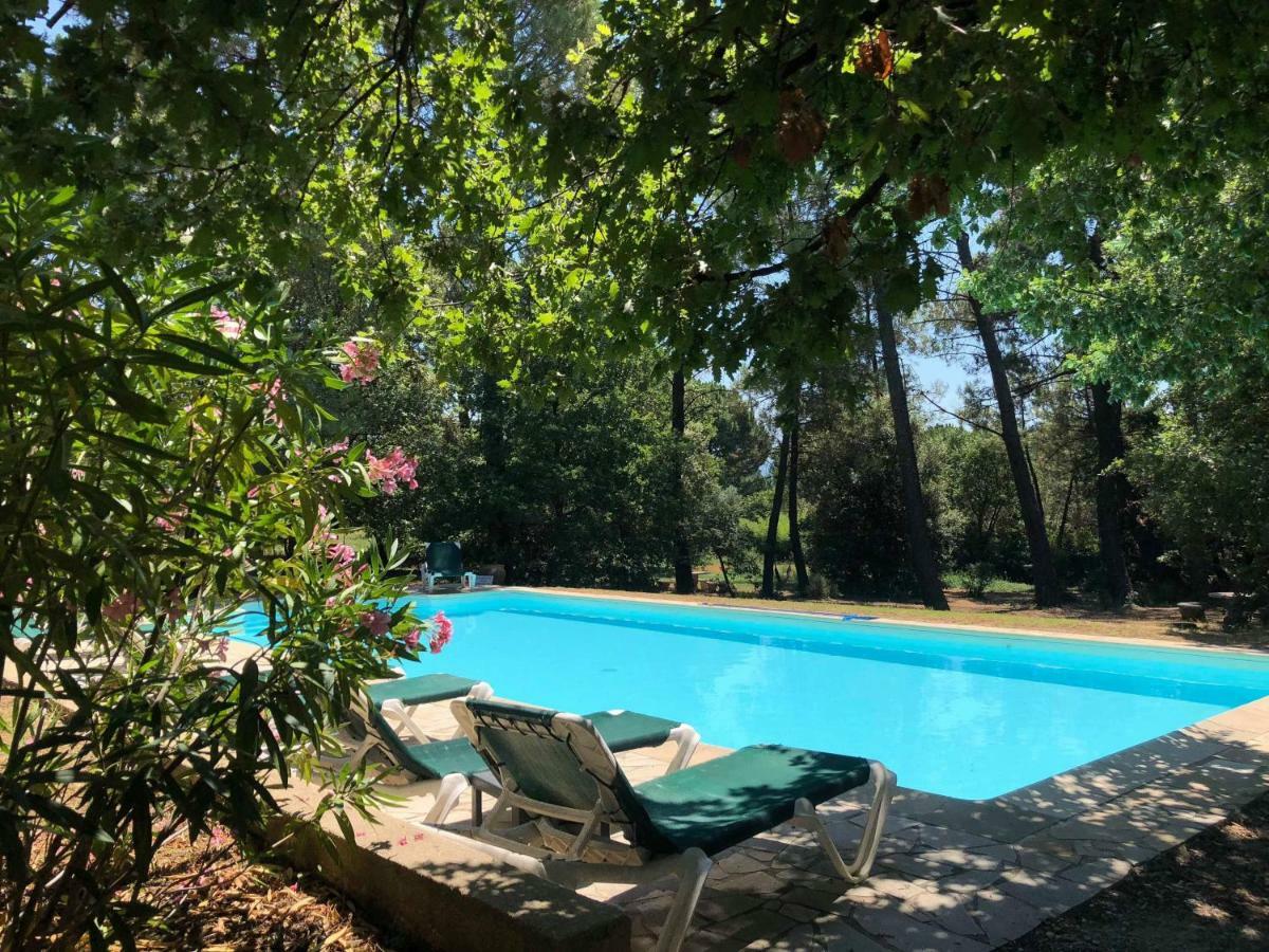 Le Clos Des Cigales รูสซียง ภายนอก รูปภาพ